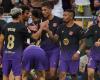 بالبلدي : رسميًا
      |
      برشلونة
      يعلن
      غياب
      ثنائي
      الفريق
      أمام
      باريس
      سان
      جيرمان
      وريال
      مدريد