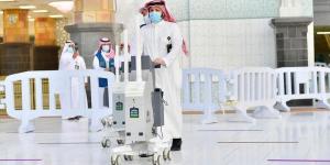 بالبلدي: السعودية تحدد موعداً لبدء استقبال طلبات العمرة بعد توقف جراء كورونا