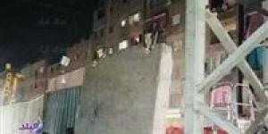 بالبلدي: سقوط كتلة خرسانية من إنشاءات المترو في إمبابة.. صور belbalady.net