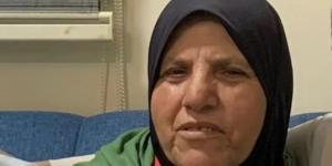 بالبلدي: بعد
      انقطاع
      12
      عامًا..
      عائلة
      سيدة
      سورية
      تستقبلها
      بـ
      العراضة
      لأداء
      الحج
      للمرة
      الأولى