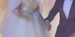 بالبلدي: ارتدت 3 فساتين فى حفل زفافها.. بلوجلر تثير الجدل على السوشيال
#صدى_البلد #البلد belbalady.net