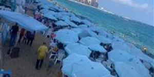 بالبلدي : ارتفاع نسب الإشغال على شواطئ الإسكندرية بسبب رحلات اليوم الواحد