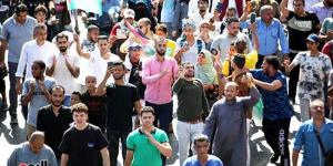 بالبلدي: المصلون يحتشدون بصحن الجامع الأزهر الشريف للتنديد بالانتهاكات الإسرائيلية