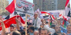 بالبلدي: وكيل وزارة صحة بالشرقية يقود مسيرة للتضامن مع الفلسطينيين وتأييد موقف مصر.. صور
