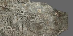 بالبلدي: خريطة كنز غامضة عمرها 4 آلاف عام تكشف عن عالم قديم بفرنسا