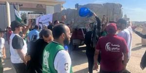 بالبلدي: معتصمو معبر رفح من يفضون اعتصامهم بعد عبور الشاحنات إلى غزة بالبلدي | BeLBaLaDy