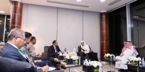 بالبلدي : رئيس الوزراء الماليزي يزور رابطة العالم الإسلامي ويلتقي الأمين العام
