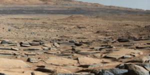 بالبلدي: اكتشاف بحيرة طينية على سطح المريخ ربما تخفى علامات الحياة