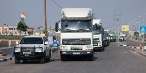 بالبلدي: فوج ثالث من شاحنات المساعدات يقطع معبر رفح من الجانب المصري نحو غزة