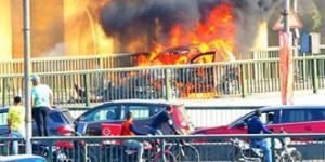 بالبلدي: حريق فى سيارة ملاكى أعلى كوبرى أكتوبر .. صور