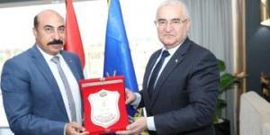 بالبلدي: محافظ أسوان يستقبل سفير دولة أزربيجان لبحث سبل التعاون المشترك
