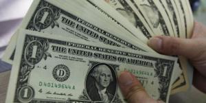 بالبلدي : الدولار يعاود صعوده بعد تراجعه بسبب مخاوف من حرب «أمريكية روسية»