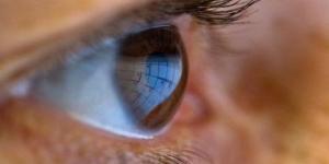 بالبلدي: "FDA" تحذر من شراء أنواع من قطرات العين بسبب خطر العدوى والإصابة بالعمى