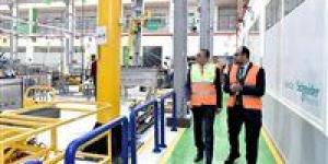 بالبلدي: رئيس الهيئة العامة للاستثمار يتفقد توسعات مصنع شنايدر إلكتريك بمدينة بدر