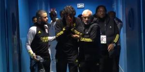 بالبلدي : إلغاء مباراة مارسيليا وليون في الدوري الفرنسي بعد اعتداء الجماهير