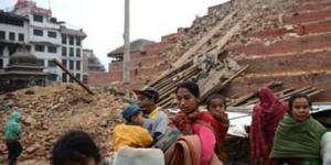 بالبلدي: ارتفاع عدد ضحايا زلزال نيبال لـ128 شخصا وانهيار منازل وانقطاع الاتصالات