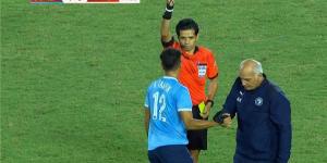 بالبلدي : فيديو | طرد أحمد توفيق في مباراة الزمالك وبيراميدز بنصف نهائي كأس مصر