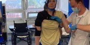 بالبلدي : رفعت دعوى قضائية.. ممثلة أسترالية تصاب بسكتة دماغية بعد تلقي لقاح أسترازينيكا المضاد لفيروس كورونا