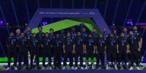 بالبلدي : لاعبو الأهلي يتسلمون الميدالية البرونزية لـ كأس العالم للأندية