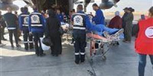بالبلدي : نقل 18 مصابا فلسطينيا للعلاج في قطر من مطار العريش الدولي