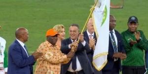 بالبلدي: رئيس كوت ديفوار يسلم علم كأس أمم أفريقيا إلى المغرب استعدادا لنسخة 2025