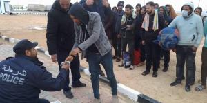 بالبلدي: بينهم مصابون بأمراض معدية .. ليبيا تعلن ترحيل 35 مصريا |صور belbalady.net