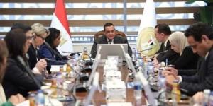وزير التنمية المحلية يتابع مع وفد البنك الدولي الموقف التنفيذي لبرامج التعاون الجارية والمستقبلية ومن ضمنها برنامج التنمية المحلية بصعيد مصر ومبادرة المدن المصرية المستدامة
