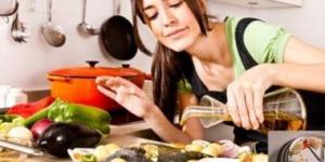 بالبلدي: 4 حيل ونصائح تسهل عليكي تحضير الأكل في رمضان.. ما تقضيش يومك في المطبخ