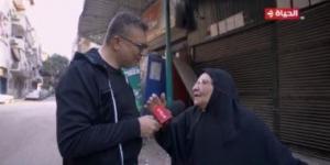 بالبلدي: سيدة عجوز تدعو لفلسطين.. و"واحد من الناس" يهديها 5 آلاف جنيه جبرا لخاطرها
