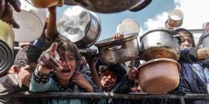 الأونروا: الاحتلال الإسرائيلي يحظر إدخال مستلزمات منقذة للحياة، إلى قطاع غزة