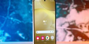 بالبلدي: سامسونج تدعم هاتف Galaxy S25 القادم بحجم أكبر في الشاشة