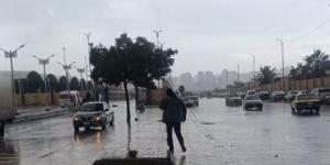 بالبلدي: ذروة حالة عدم الاستقرار.. الأرصاد تحذر مواطني 8 محافظات من الأمطار.. فيديو