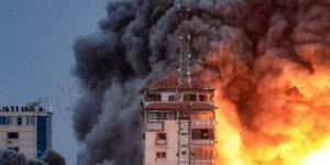 بالبلدي: طائرات الاحتلال تُدمر برج ذو النورين السكنى قرب مفترق السرايا وسط مدينة غزة