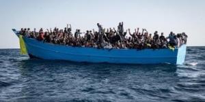 بالبلدي: تونس: إحباط 14 عملية اجتياز للحدود البحرية وإنقاذ 633 مهاجرا غير شرعي