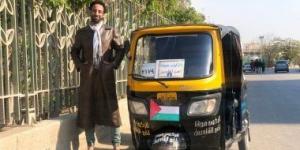 بالبلدي: توك توك الخير.. شاب يطلق مبادرة لتوصيل غير القادرين مجانا فى إمبابة