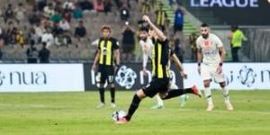 بالبلدي: الاتحاد يتفوق على الفيحاء 2 - 1 فى الشوط الأول وبنزيما يهدر ركلة جزاء.. فيديو