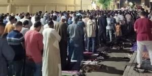 بالبلدي: المصلون يملأون المساجد فى صلاة تراويح آخر ليلة وترية بمدينة الأقصر.. فيديو