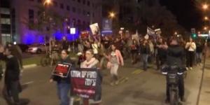 بالبلدي: آلاف الإسرائيليين يتظاهرون ضد نتنياهو ويطالبون بانتخابات فورية