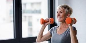 بالبلدي: هل يمكن بناء العضلات في سن الشيخوخة؟