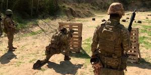بالبلدي: فيديو يظهر جنودا روس يقاتلون من أجل أوكرانيا.. شاهد السبب