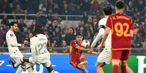 بالبلدي : فيديو | روما يفوز على ميلان ويتأهل إلى نصف نهائي الدوري الأوروبي