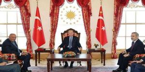 بالبلدي : رئيس الجمهورية التركية يستقبل وزير الخارجية خلال زيارته لإسطنبول