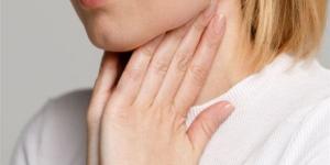 بالبلدي : صعوبة في البلع وبحة بالصوت.. أعراض جفاف الفم عند مرضى السكري
