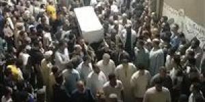 بالبلدي : المئات يشيعون جثمان جنازة الطالبة هاجر من ضحايا حادث معدية أبو غالب