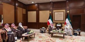 وزير الخارجية السعودي يبحث مع أمير الكويت وولي العهد العلاقات والتعاون الثنائي بالبلدي | BeLBaLaDy
