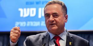 بالبلدي: وزير الدفاع الإسرائيلي: سنعامل اليمن "مثل طهران" وسنقطع يد الحوثيين