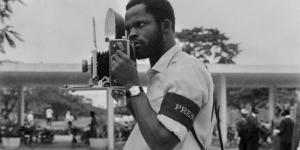 بالبلدي: بعد رحيله بسنوات.. صور تسريحات شعر تعيد مصوّرًا نيجيريًا إلى دائرة الضوء