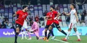 بالبلدي: منتخب
      مصر
      يحصل
      على
      برونزية
      بطولة
      العين
      بعد
      ذبح
      الرأس
      الأخضر