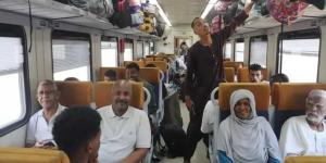 السكة
      الحديد:
      تسيير
      الرحلة
      الثالثة
      والثلاثين
      للأشقاء
      السودانيين
      ضمن
      برنامج
      العودة
      الطوعية