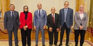 بالبلدي : المعماريون
      المصريون
      يشيدون
      بتطوير
      قصر
      الزعفران